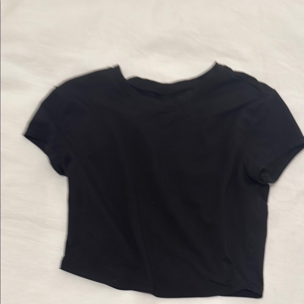 Alo Black Women's Cropped Athletic Top